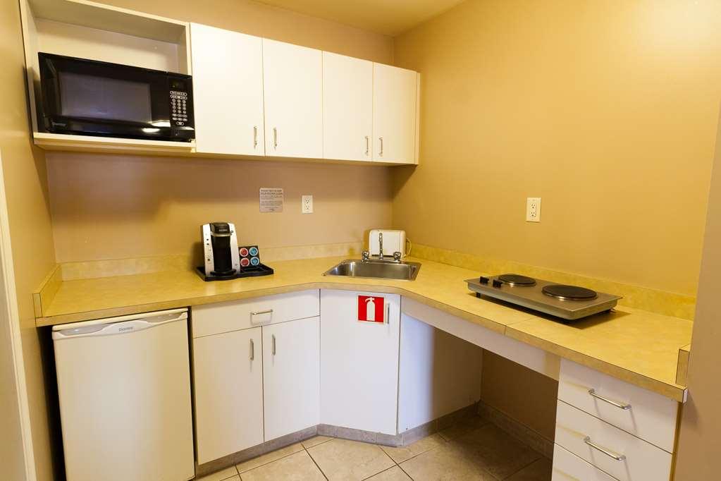 Bcminns - Fort Mcmurray - Rusty'S Room photo
